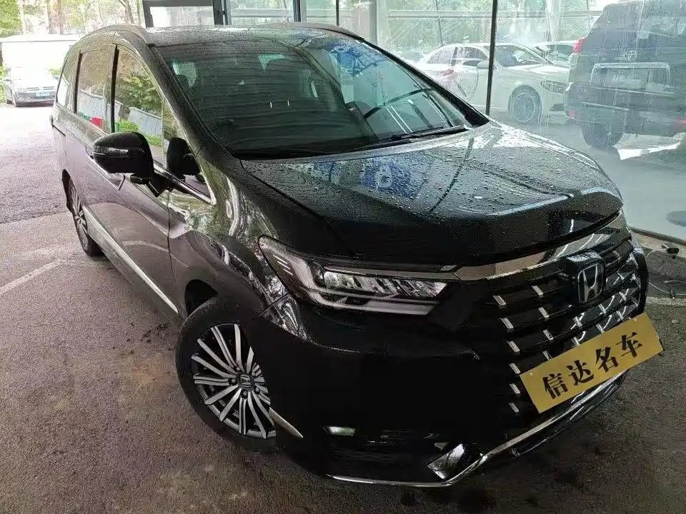 Honda Elysion — миниатюра 2