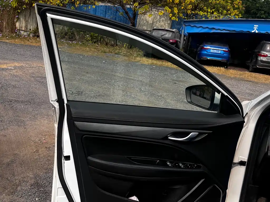 GEELY AUTOMOBILE EMGRAND NEW ENERGY