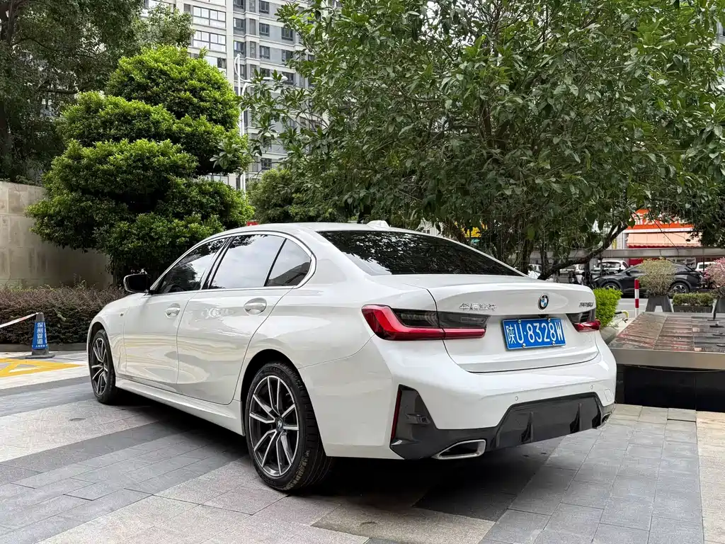 BMW 3 Series — миниатюра 4