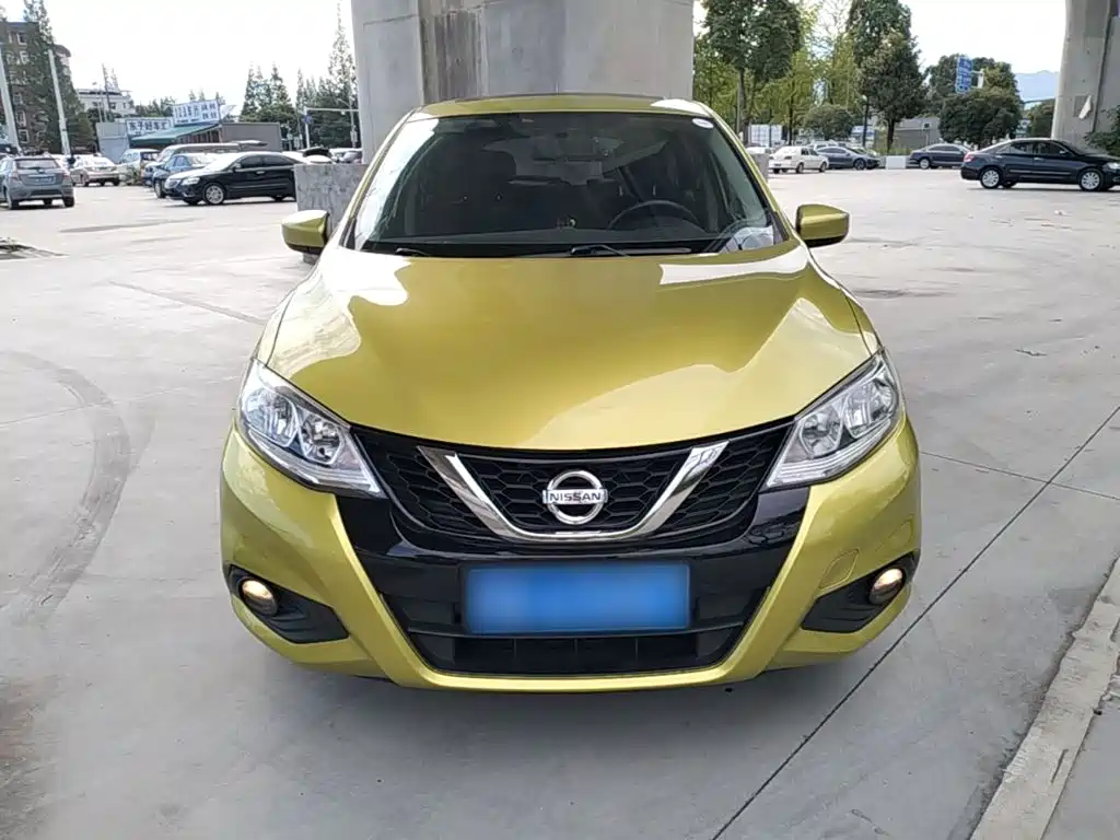 Nissan Tiida — миниатюра 3