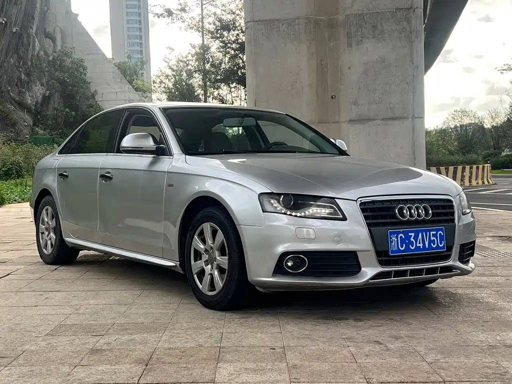 Audi A4L — миниатюра 4