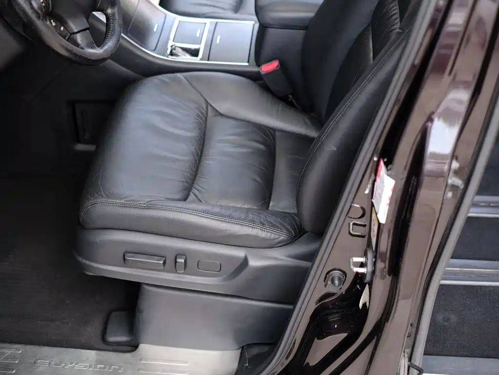 Honda Elysion — миниатюра 18