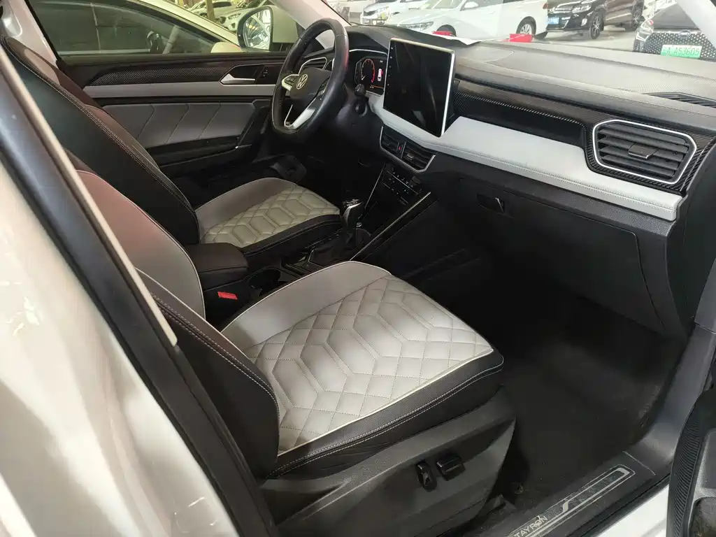 Volkswagen Tayron 2023 330TSI Luxury Plus