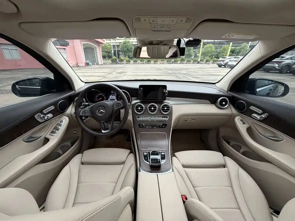 Mercedes-Benz GLC — миниатюра 6