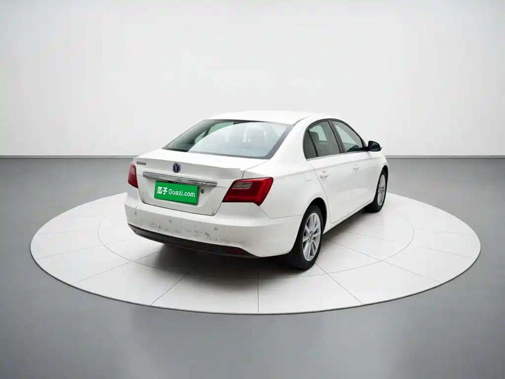 Changan V3 — миниатюра 5