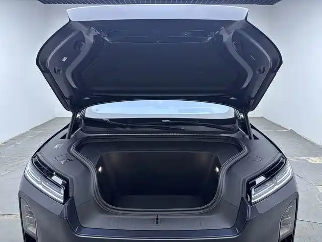NIO ES8 — миниатюра 15