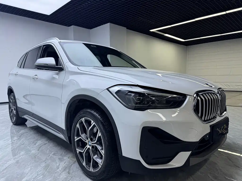BMW  X1