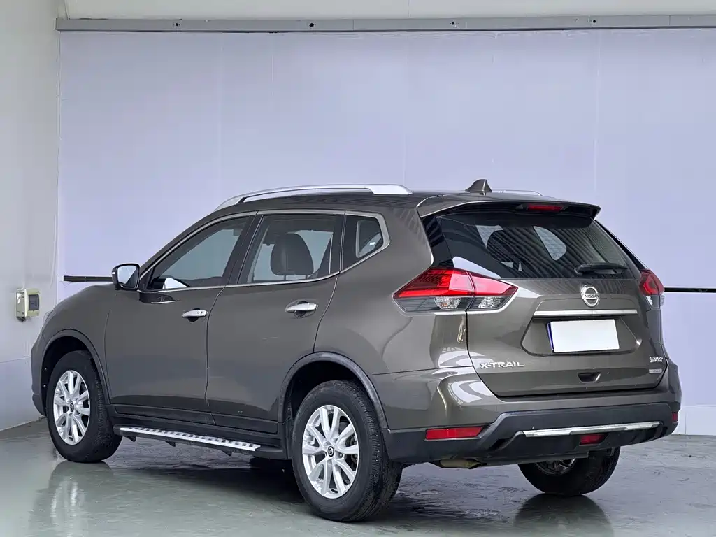 Nissan X-Trail — миниатюра 4