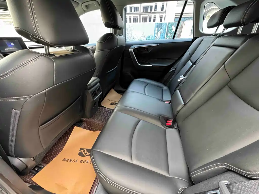 TOYOTA RAV4 RONGFANG