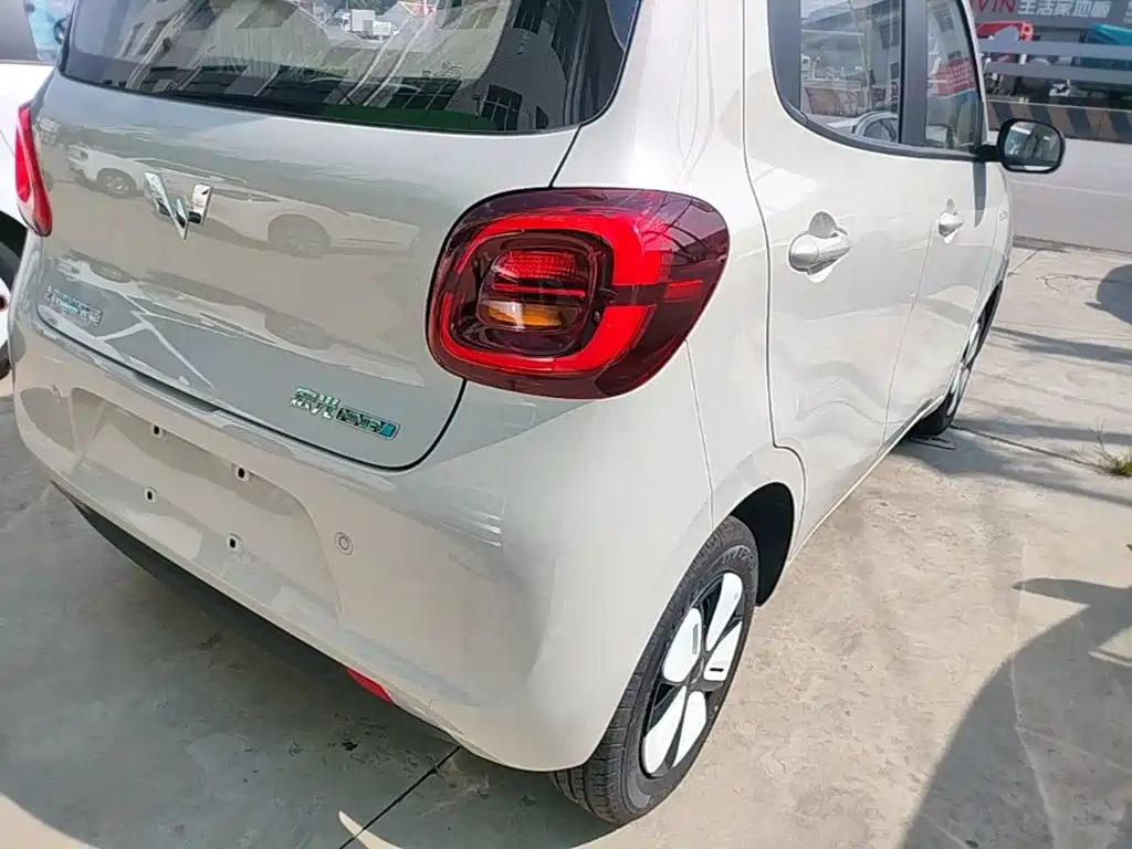 Wuling Mini EV MINIEV 2025