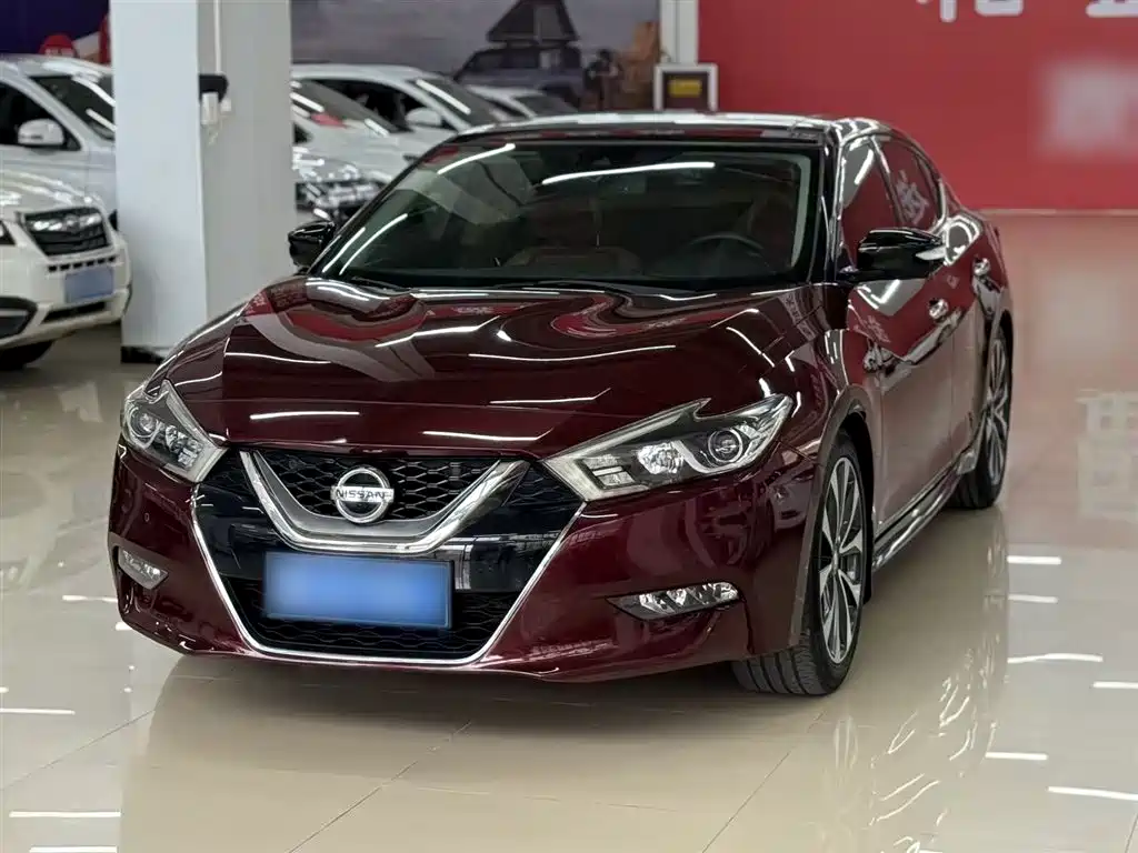 Купить Nissan Cima