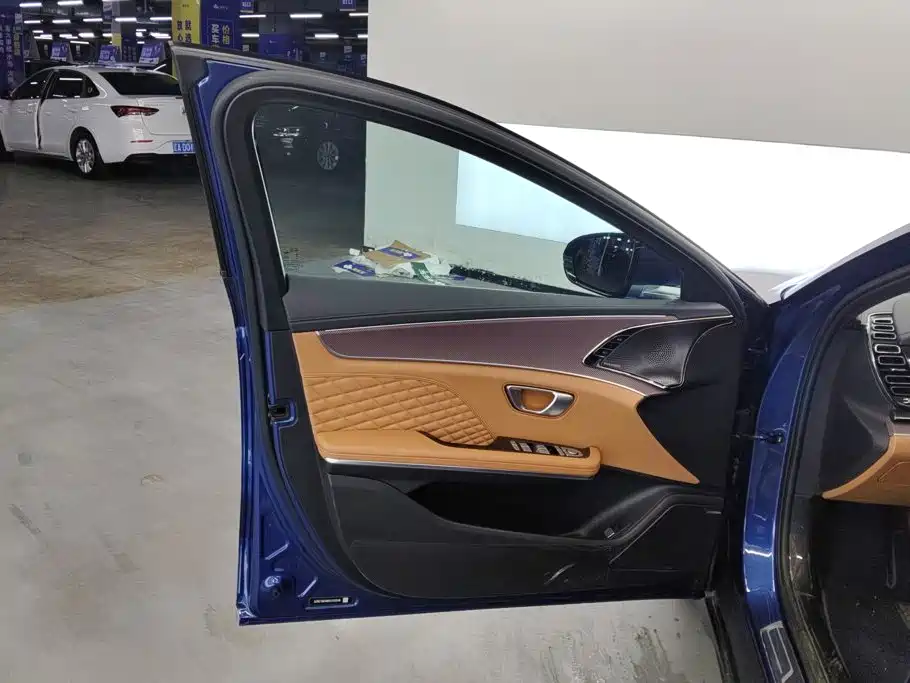BYD Han — миниатюра 7