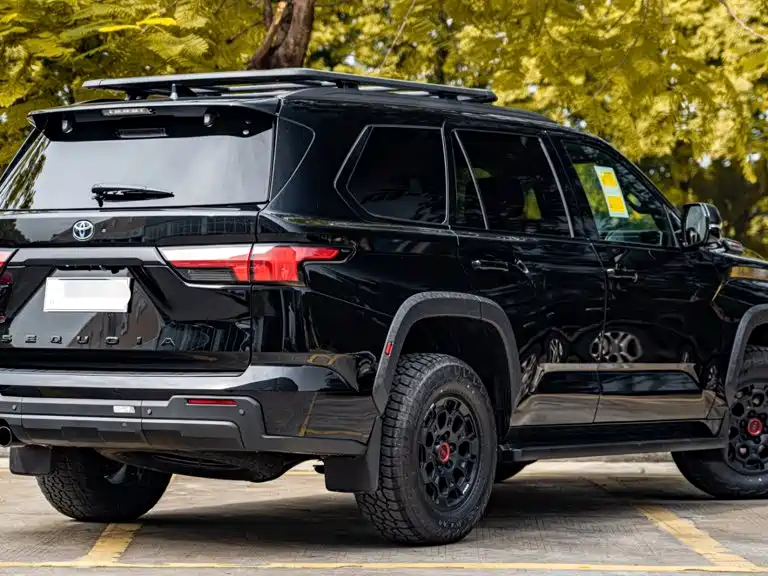 Toyota Sequoia — миниатюра 4