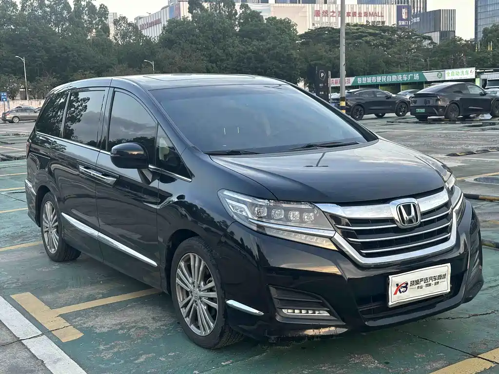 Honda Elysion 2016 2.4L Luxury