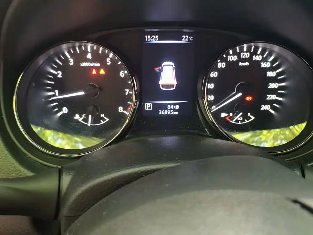Nissan X-Trail — миниатюра 8