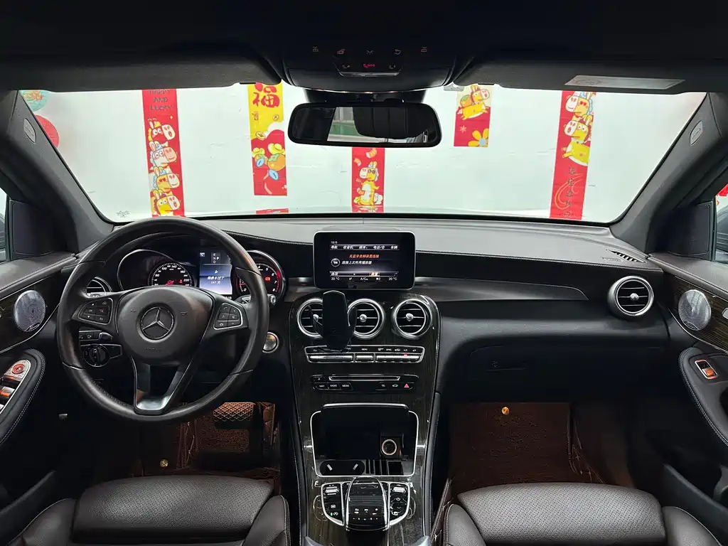 Mercedes-Benz GLC 2017 GLC 260 4MATIC Luxury