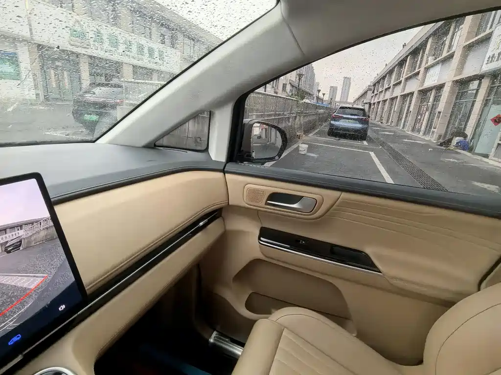 JAC Refine Refine RF8 PHEV — миниатюра 12