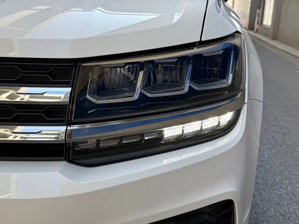 Volkswagen Tharu — миниатюра 23