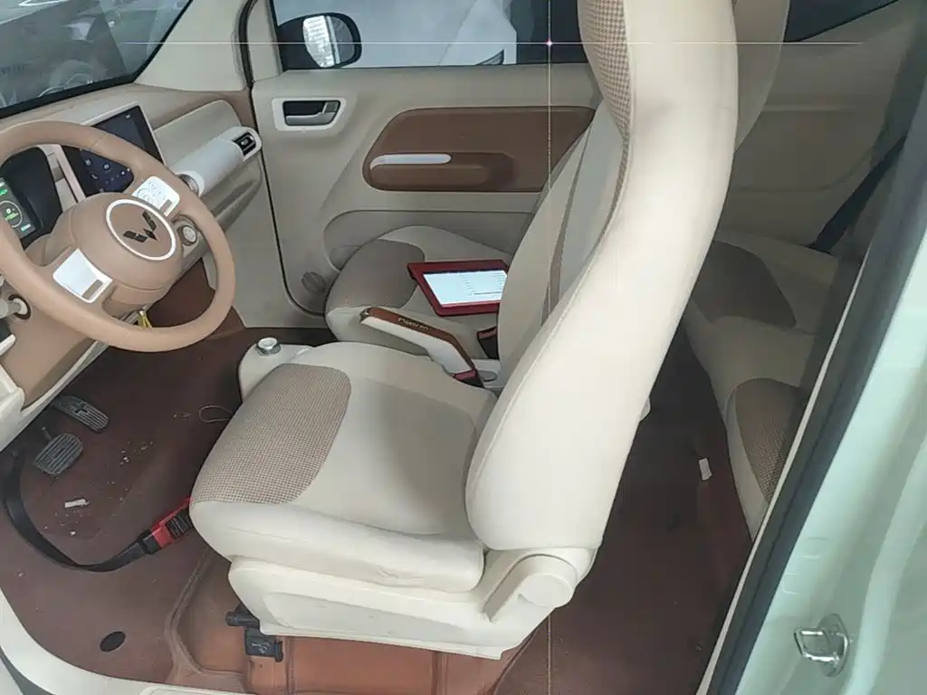 Wuling MINIEV — миниатюра 15