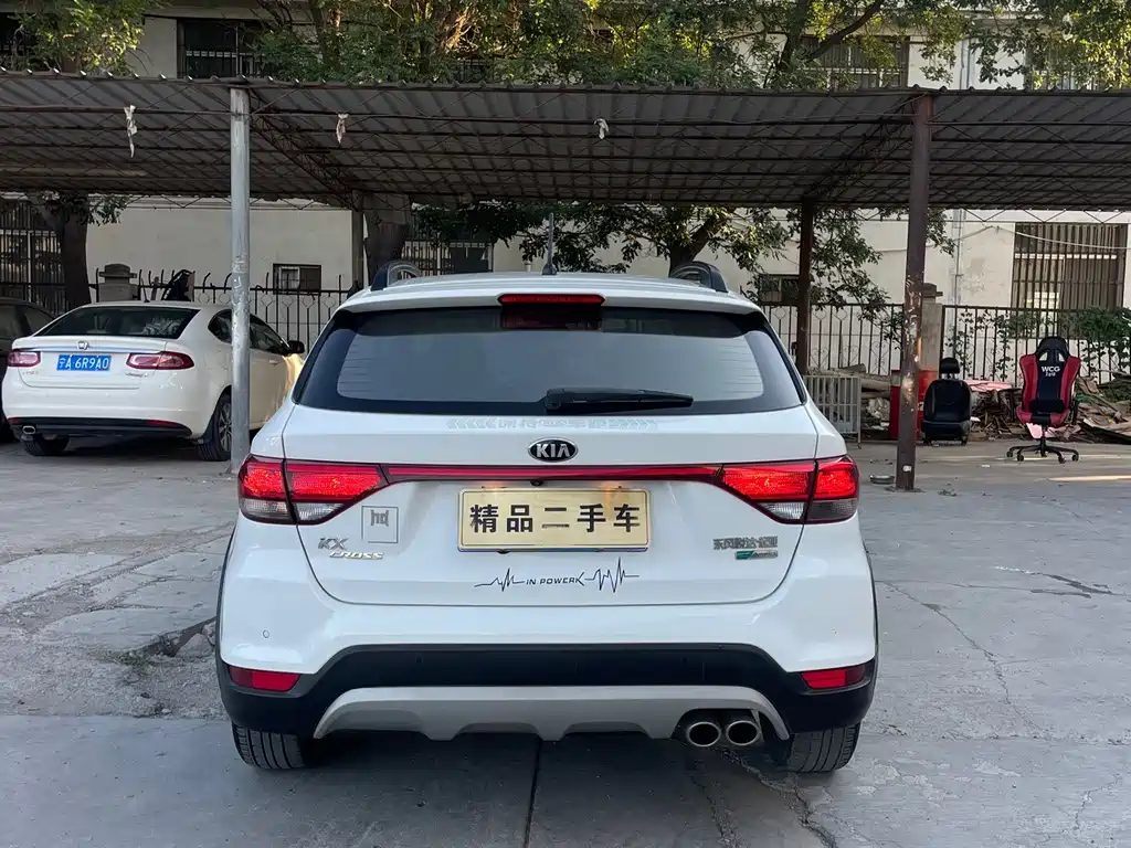 Kia KX Cross — миниатюра 9