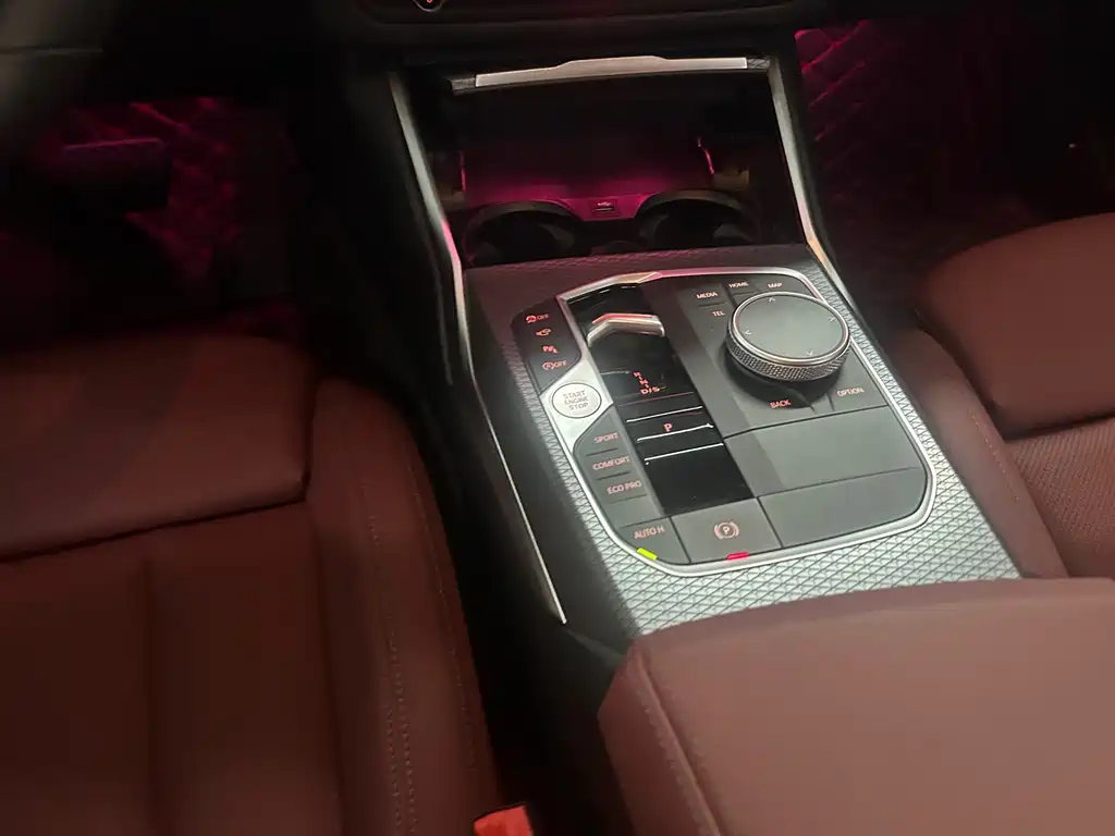 BMW 3 Series — миниатюра 6