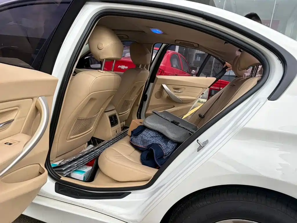 BMW 3 Series — миниатюра 7