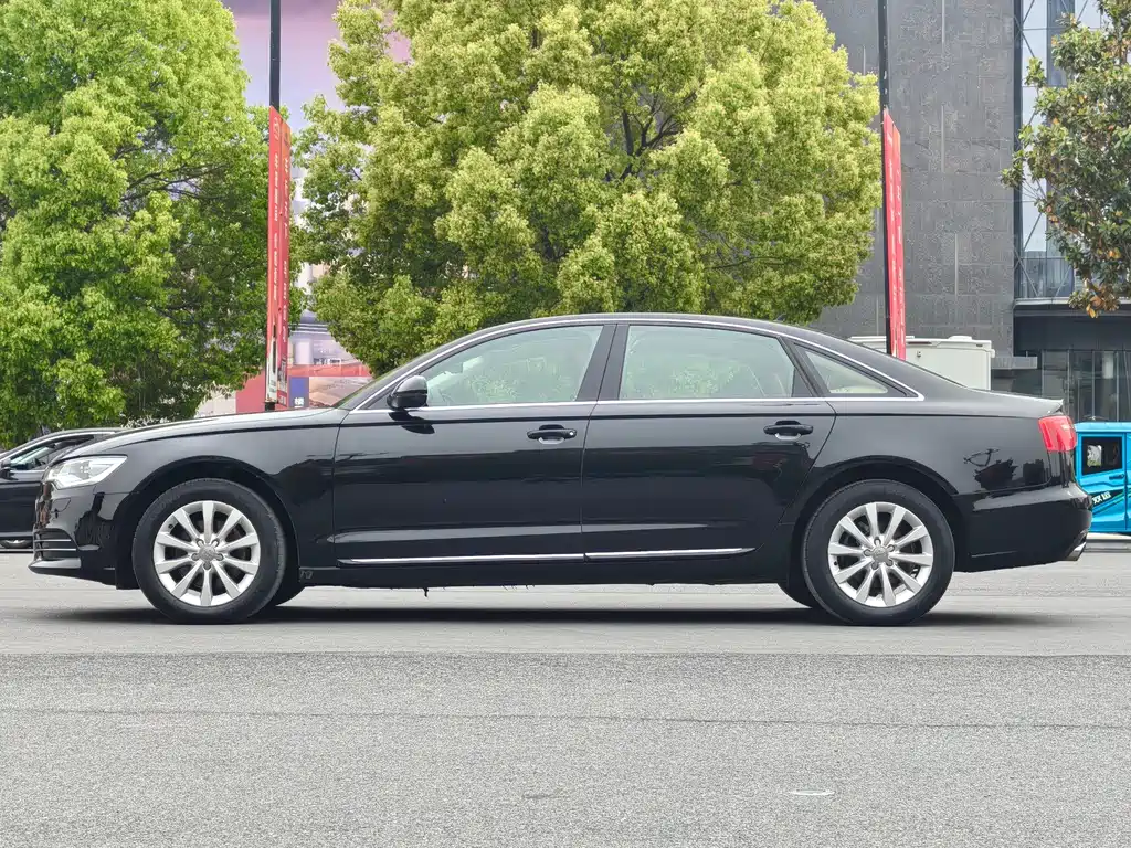 Audi A6L — миниатюра 7