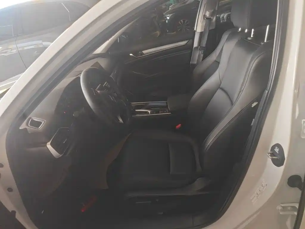 Honda Accord — миниатюра 15