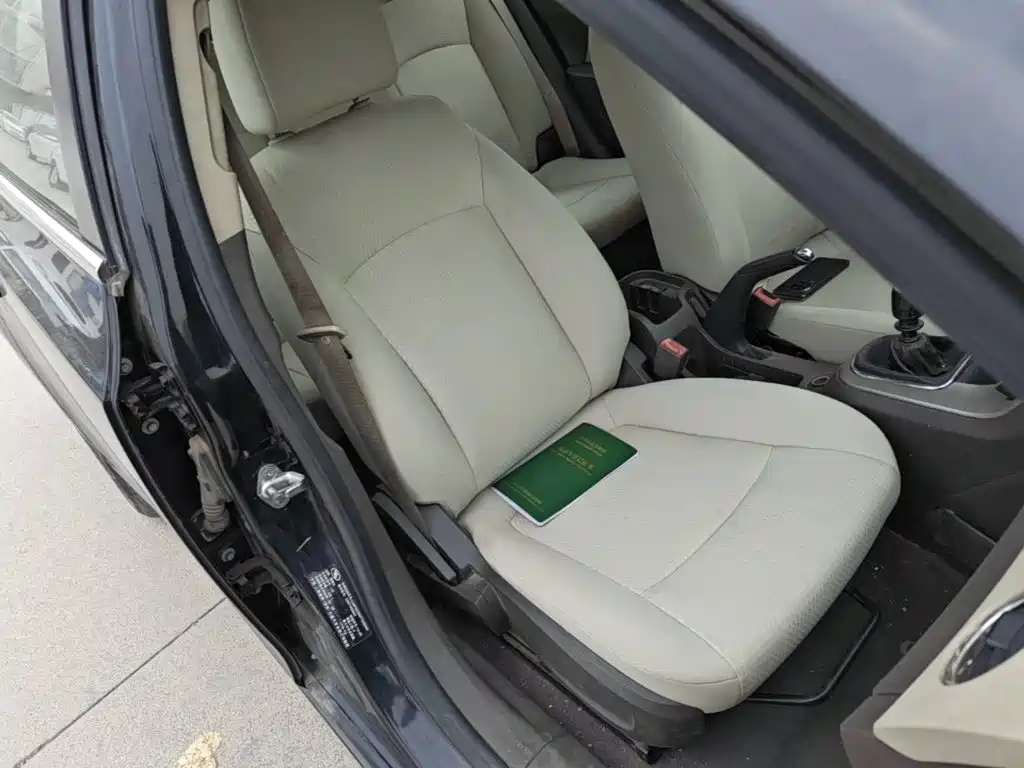 Chevrolet Cruze — миниатюра 25