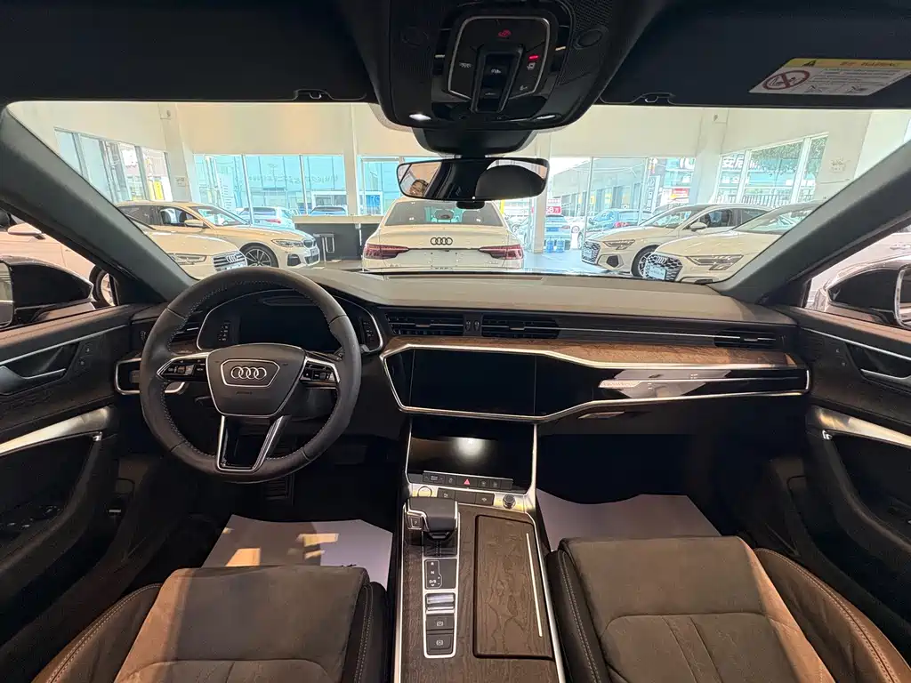 Audi A6L — миниатюра 7
