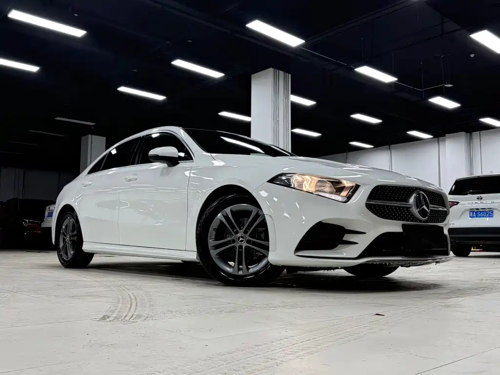 MERCEDES-BENZ A CLASS