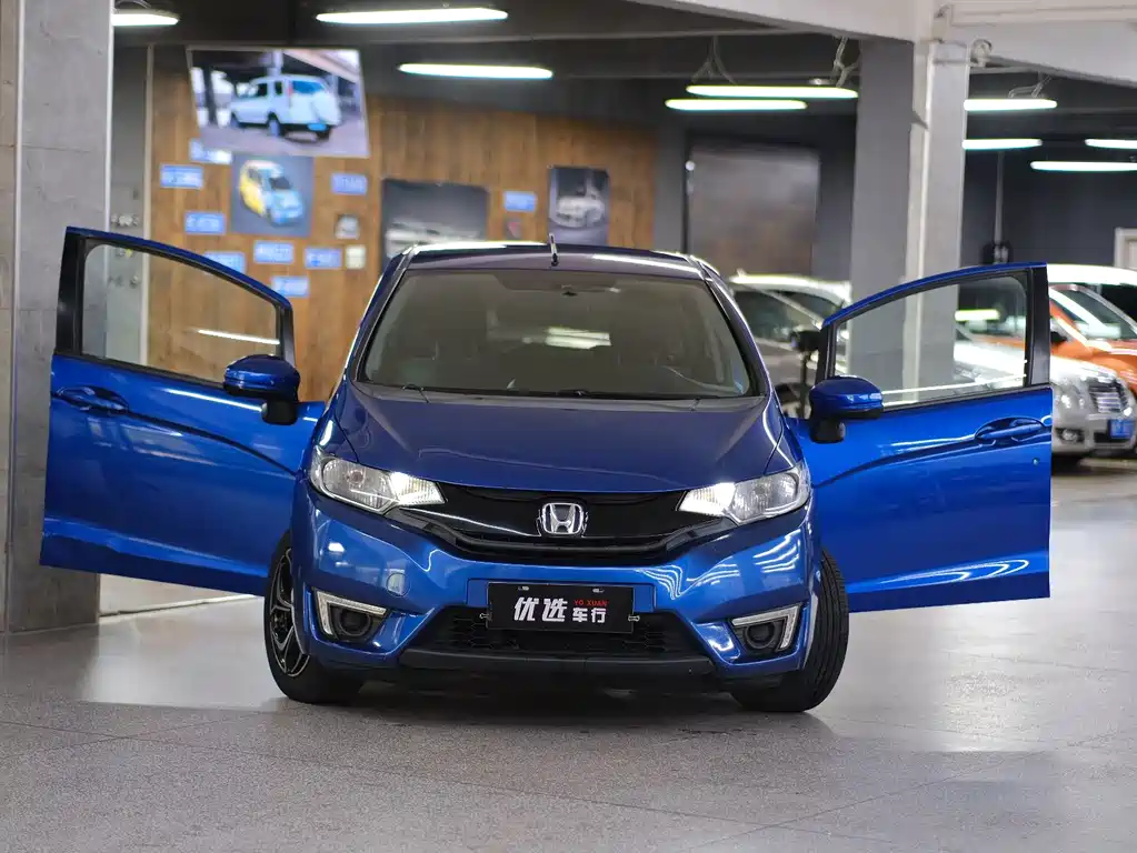 Honda Fit — миниатюра 5