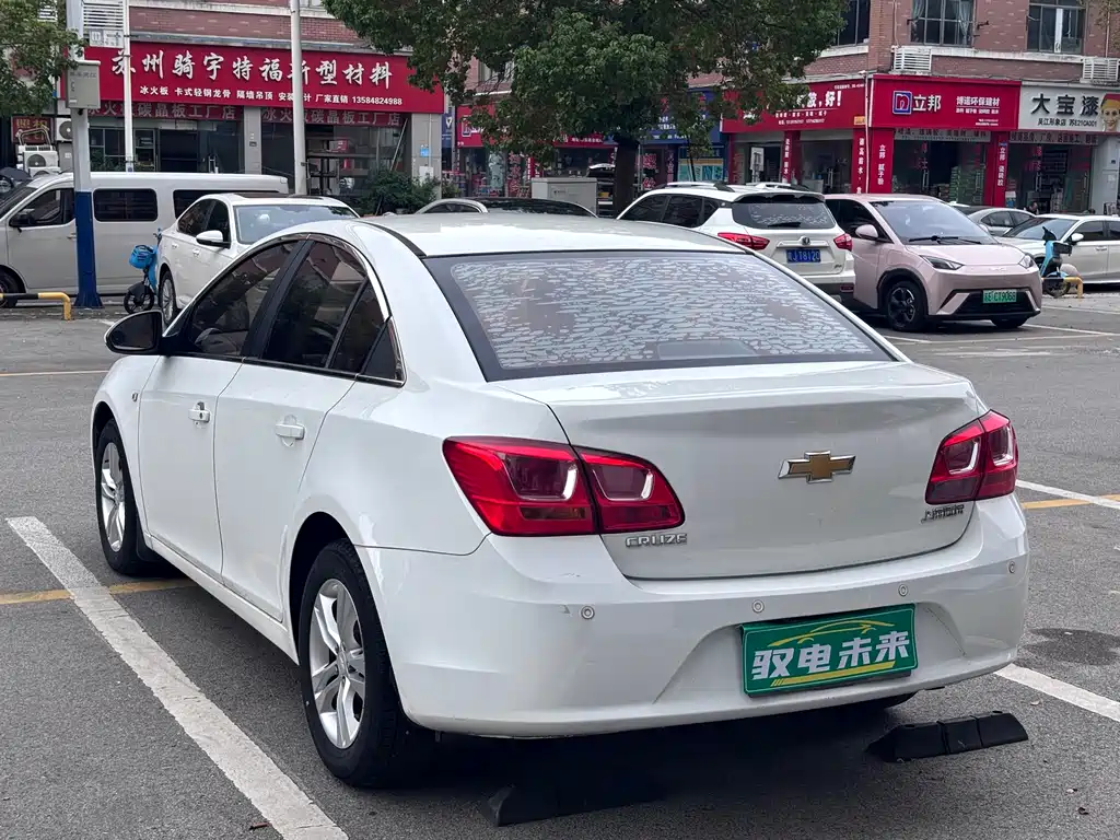 Chevrolet Cruze — миниатюра 5