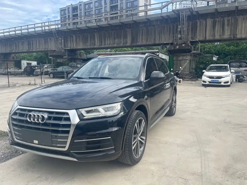Audi Q5L 2018 45 TFSI Premium VI