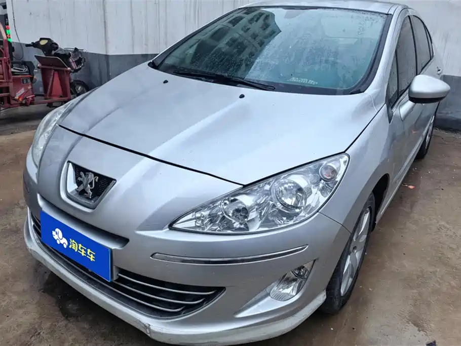 Peugeot 408 2012