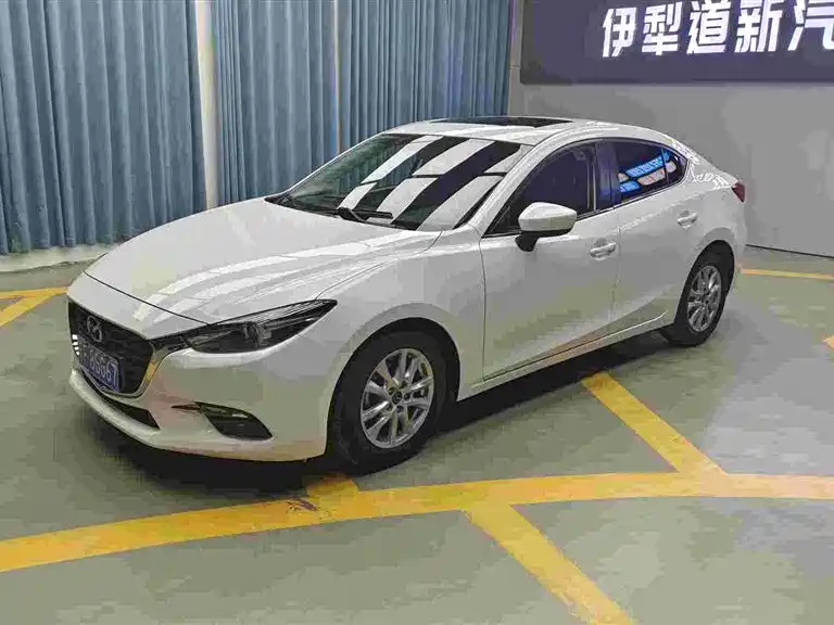 Mazda 3 Axela 2019
