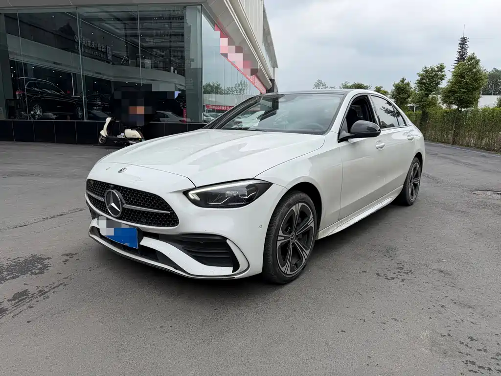 Mercedes-Benz C-Class 2022