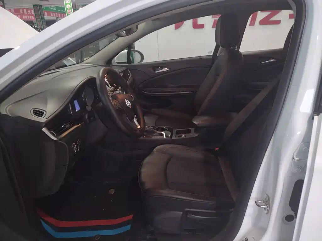 Buick Verano — миниатюра 4