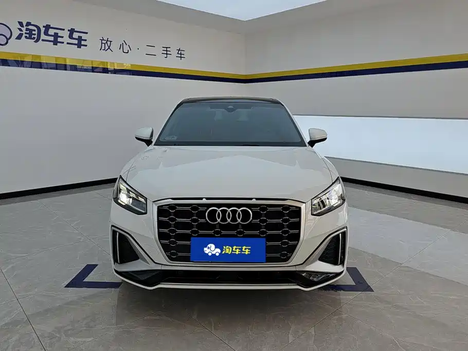 Audi Q2L — миниатюра 2