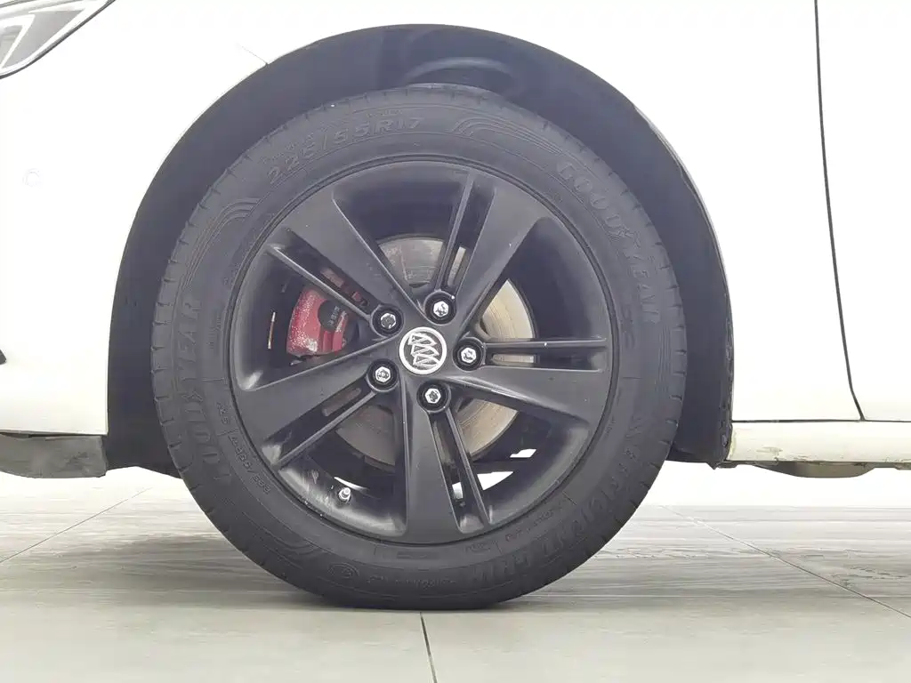 Buick Regal — миниатюра 17