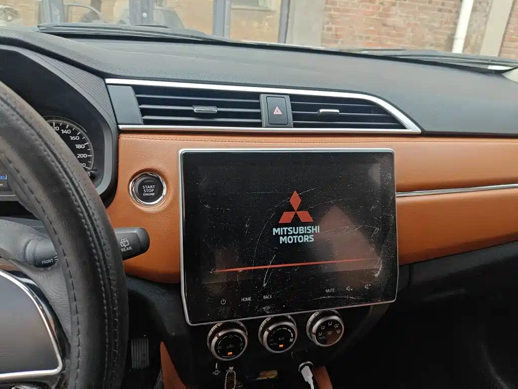 Mitsubishi ASX — миниатюра 9