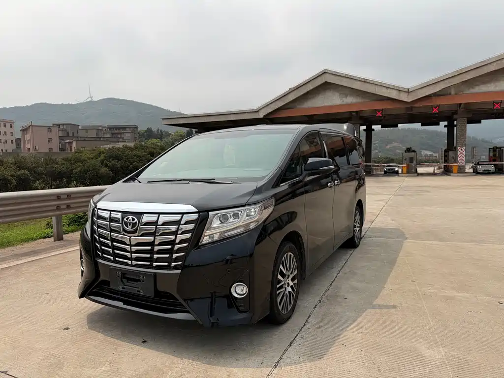 Toyota Alphard 2016