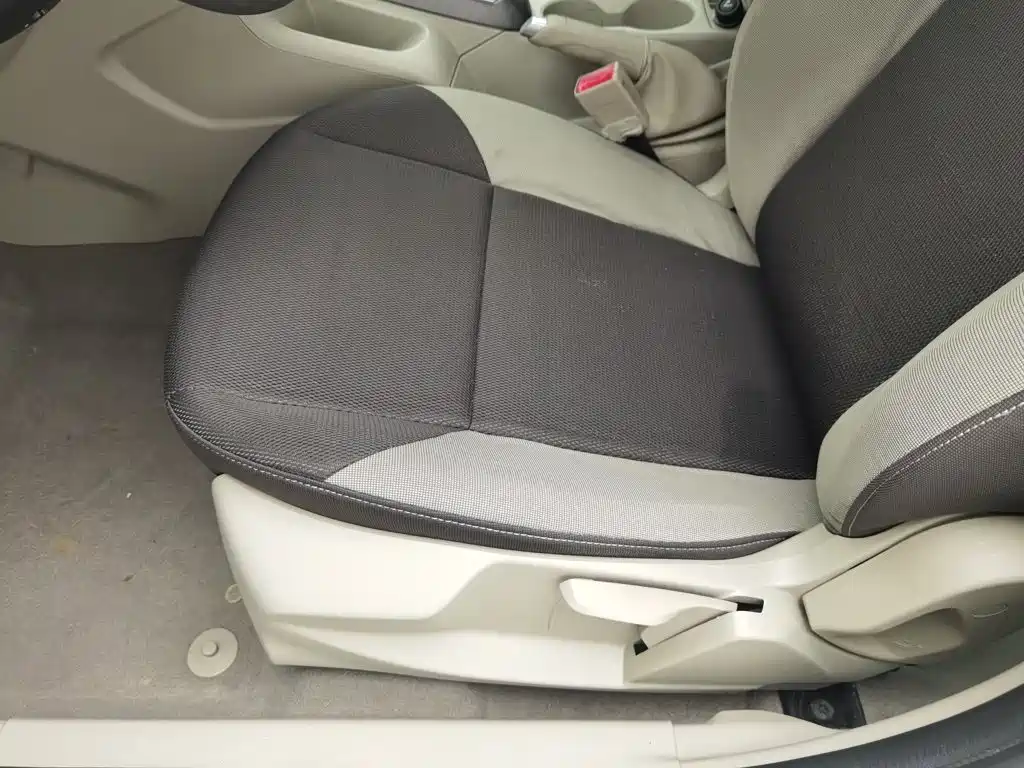 Ford Focus — миниатюра 20