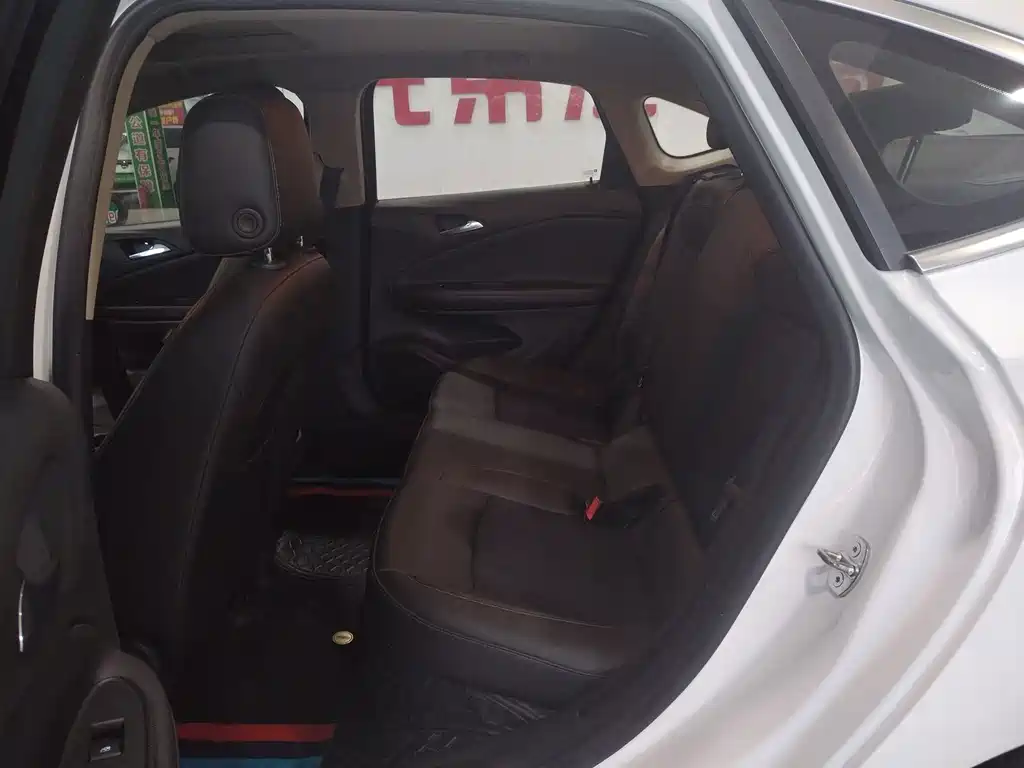 Buick Verano — миниатюра 6