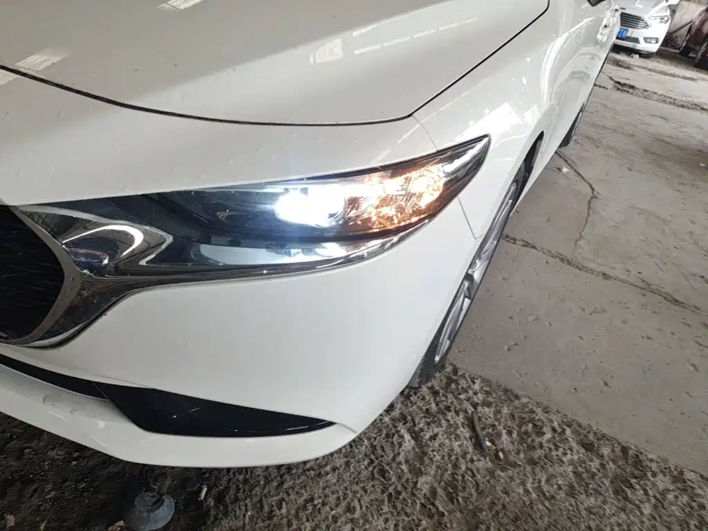 Mazda 3 Axela — миниатюра 24