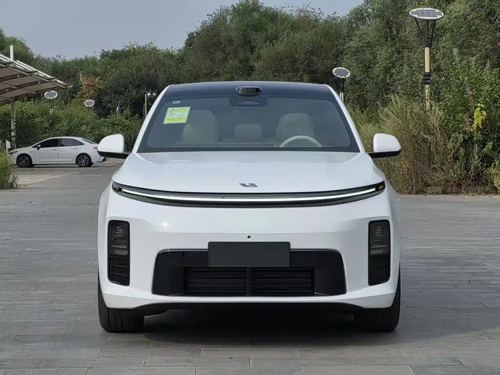 Li Auto Li L6 — миниатюра 2