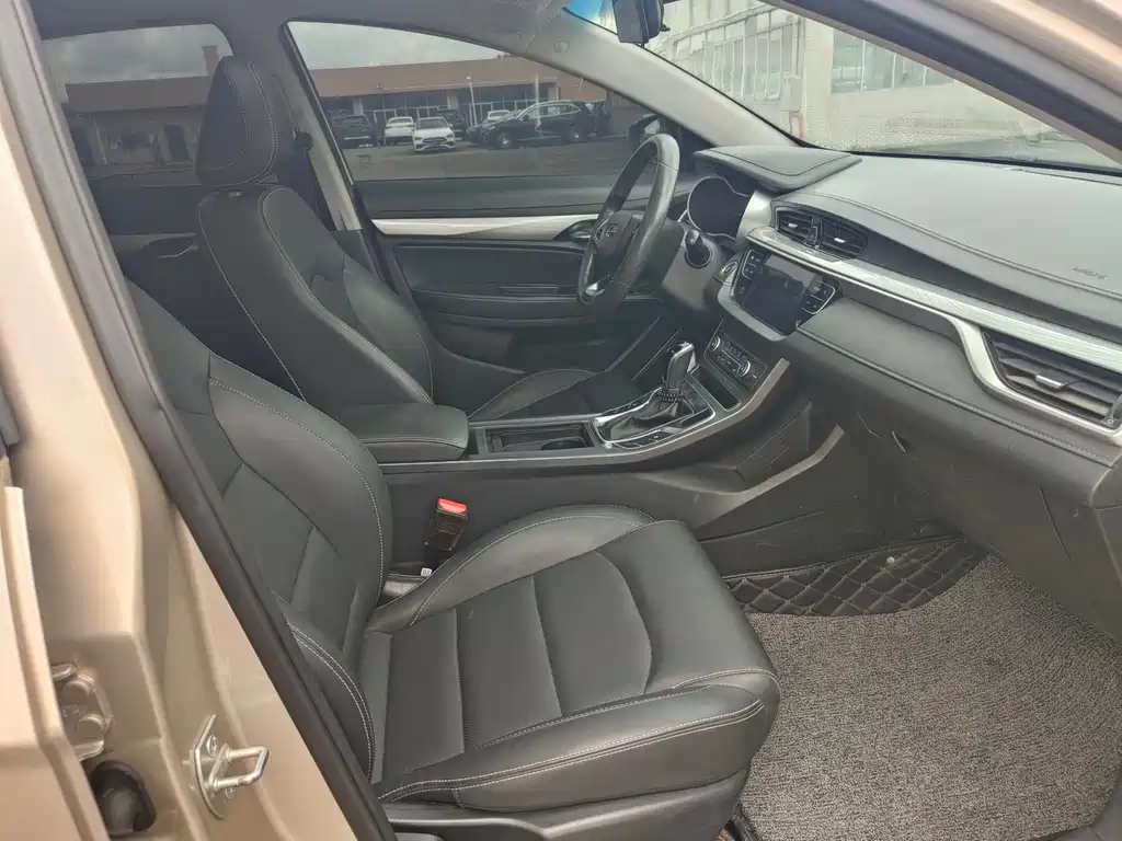 Geely Emgrand - фото 14