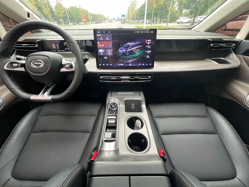GAC Motor Trumpchi E8 PHEV — миниатюра 8