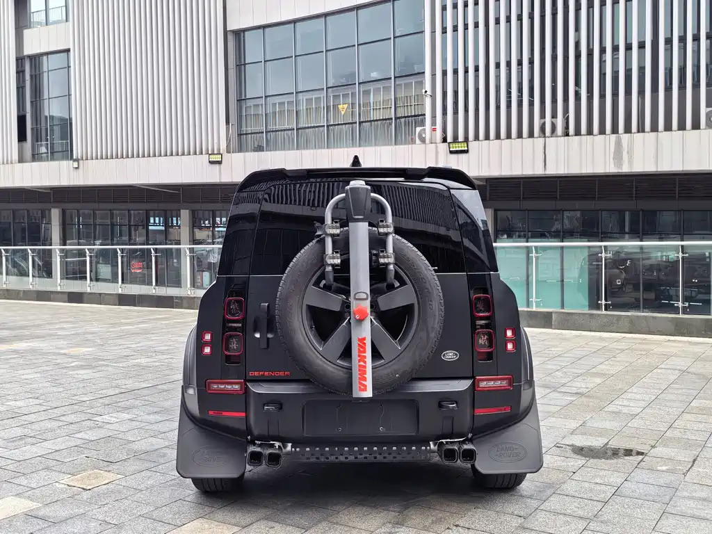 Land Rover Land Rover Defender 2024 110 3.0T P400 X-DYNAMIC HSE