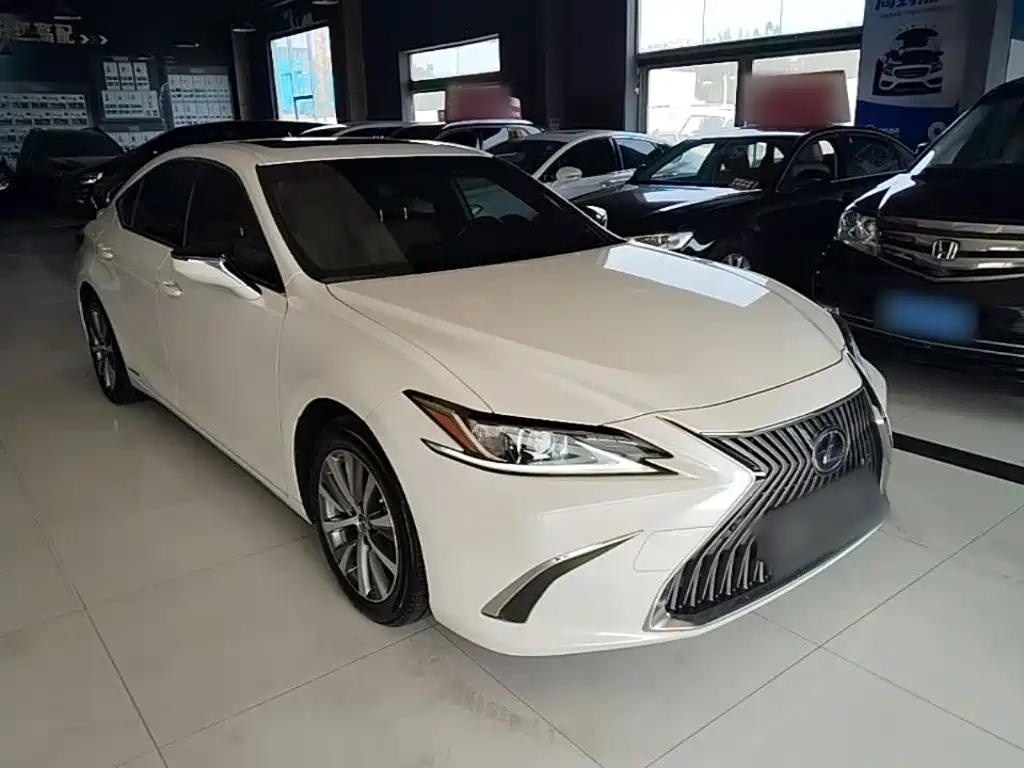 Lexus ES — миниатюра 4